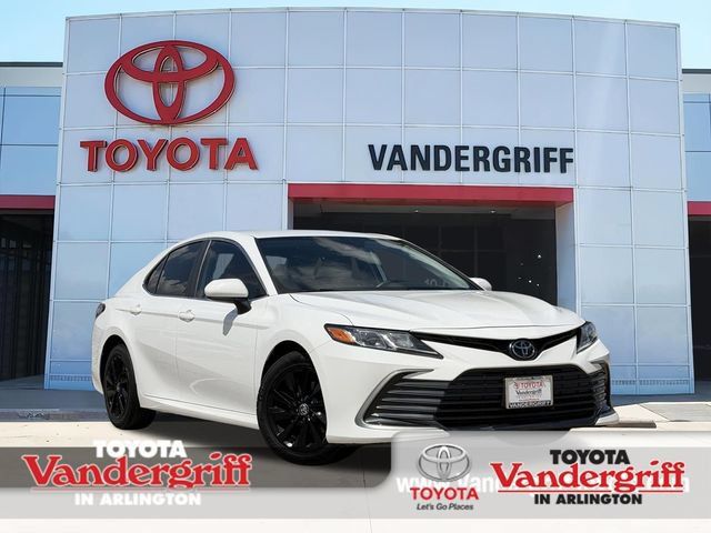 Used 2023 Toyota Camry LE FWD image 1