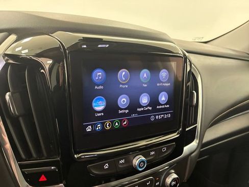 Used 2021 Chevrolet Traverse LT w/ LT Premium Package image 26