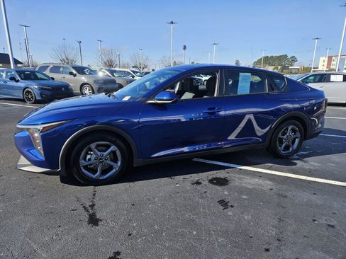 Used 2025 Kia K4 LXS image 3