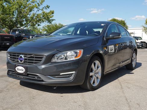 Used 2016 Volvo S60 T5 Premier w/ Convenience Package FWD image 1
