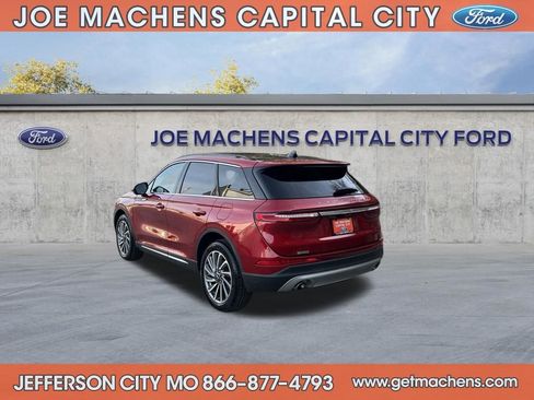 Used 2025 Lincoln Corsair Reserve w/ Equipment Group 202A image 6