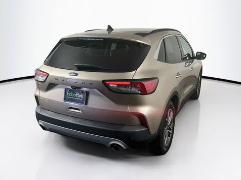 Used 2021 Ford Escape SEL w/ Technology Package FWD image 9