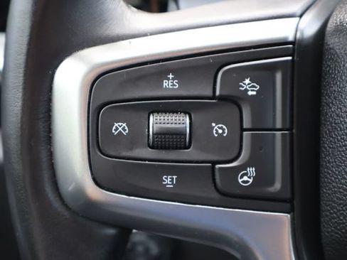 Used 2022 Chevrolet Silverado 1500 LT Trail Boss w/ LT Trail Boss Premium Package AWD/4WD image 8