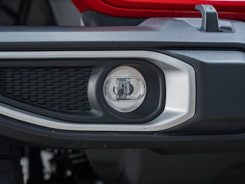 Used 2024 Jeep Wrangler Sahara image 11