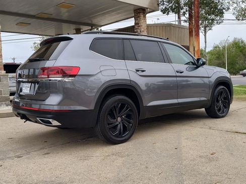 Used 2022 Volkswagen Atlas SE FWD image 8