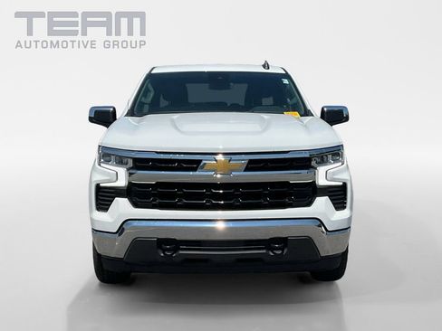 Used 2023 Chevrolet Silverado 1500 LT AWD/4WD image 2