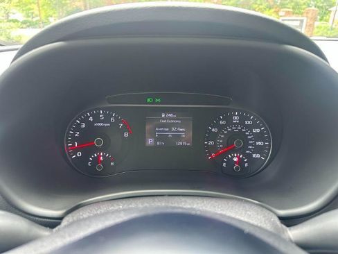 Used 2022 Kia Soul LX FWD image 23
