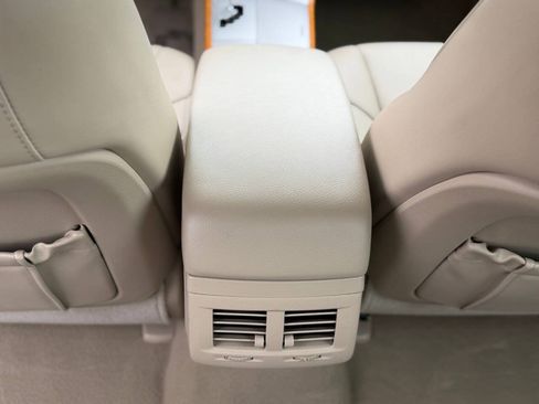 Used 2007 Toyota Avalon Touring FWD image 17