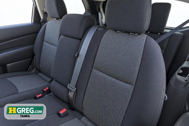 Used 2019 Nissan Pathfinder S FWD image 10