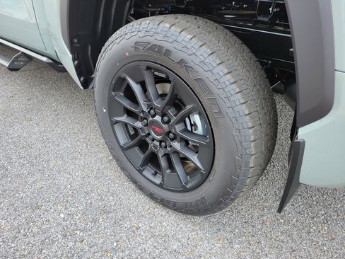 New 2026 Toyota Tundra Limited w/ TRD Off-Road Package AWD/4WD image 26