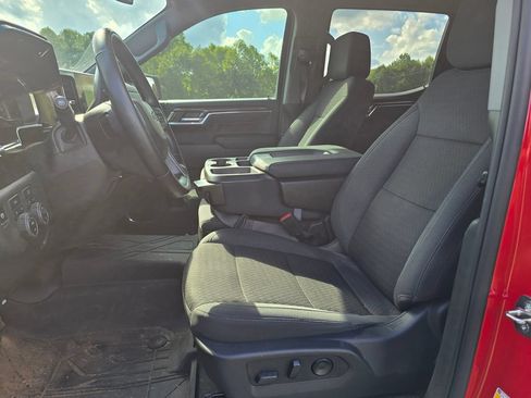 Used 2023 Chevrolet Silverado 1500 RST AWD/4WD image 17