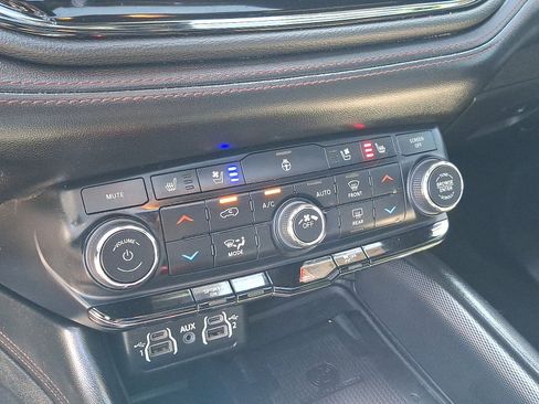 Used 2023 Dodge Durango R/T AWD/4WD image 17