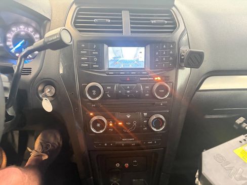 Used 2018 Ford Explorer 4WD Police Interceptor image 21