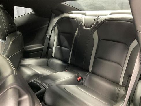 Used 2022 Chevrolet Camaro LT RWD image 8