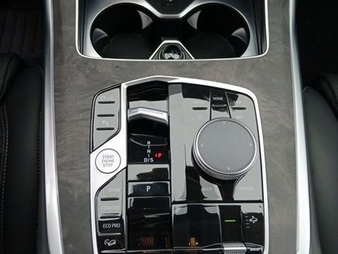 New 2026 BMW X7 xDrive40i AWD/4WD image 23