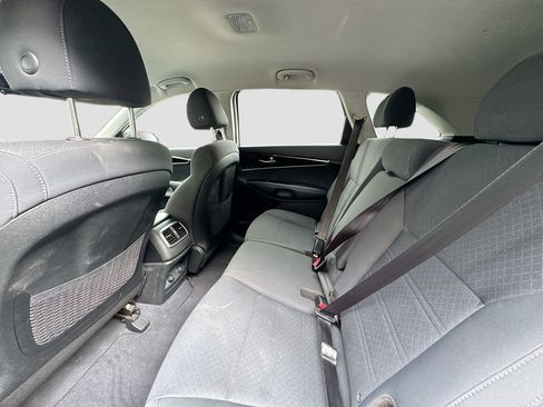 Used 2019 Kia Sorento S AWD/4WD image 23