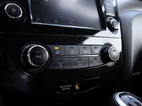 Used 2022 Nissan Rogue Sport S image 35