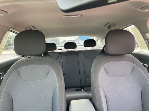 Used 2025 Kia K4 LXS image 19