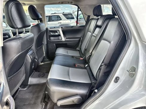 Used 2024 Toyota 4Runner SR5 Premium w/ Moonroof Package AWD/4WD image 23
