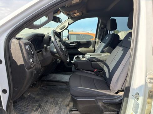 Used 2024 GMC Sierra 2500 Pro AWD/4WD image 2