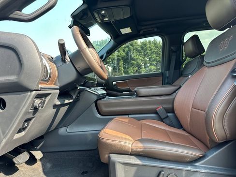Used 2025 Ford Expedition King Ranch AWD/4WD image 16