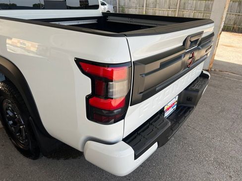 Used 2025 Nissan Frontier PRO-4X w/ Pro Premium Package AWD/4WD image 32