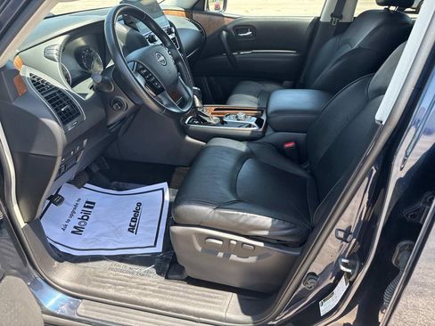 Used 2023 Nissan Armada SL w/ Captain's Chairs Package image 9