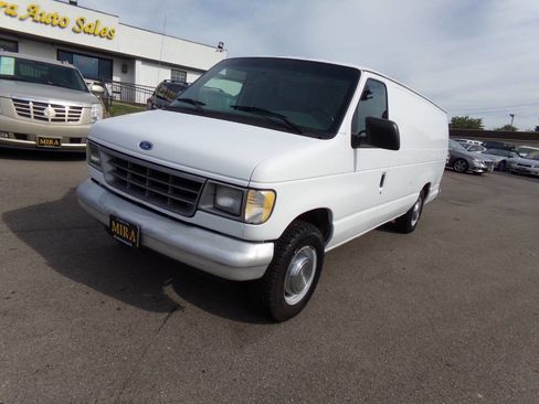 Used 1995 Ford E-250 and Econoline 250 Super image 54