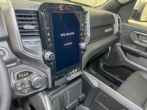 New 2026 RAM 1500 4x4 Crew Cab image 28