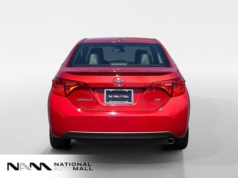 Used 2017 Toyota Corolla SE w/ SE Premium Package image 4