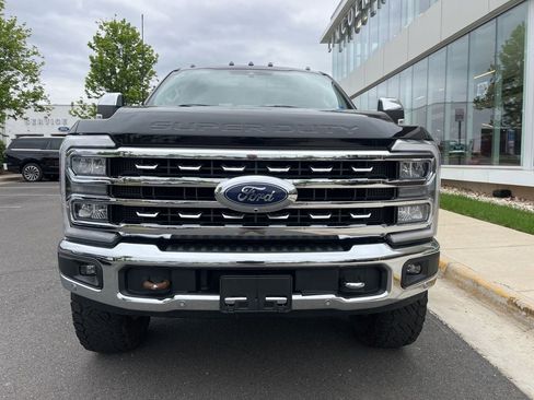 Used 2024 Ford F250 Lariat w/ Lariat Ultimate Package AWD/4WD image 2