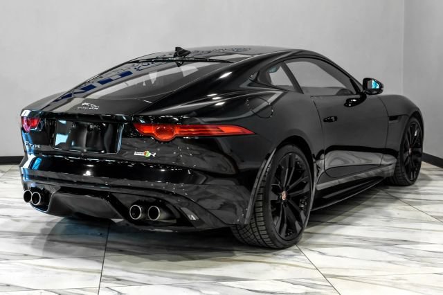 Used 2016 Jaguar F-TYPE R AWD/4WD image 10
