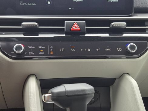 New 2026 Kia Sportage EX FWD image 16