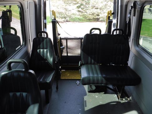 Used 2012 Mercedes-Benz Sprinter 3500 image 26