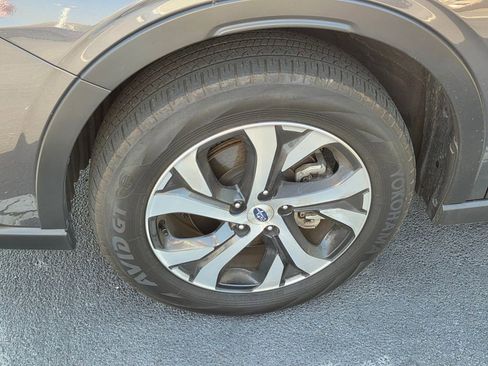 Used 2022 Subaru Outback Touring XT image 4