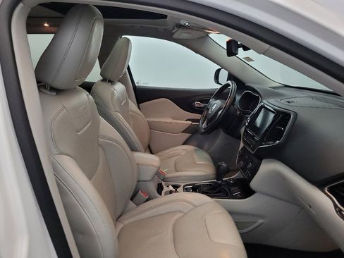Used 2019 Jeep Cherokee Limited AWD/4WD image 21