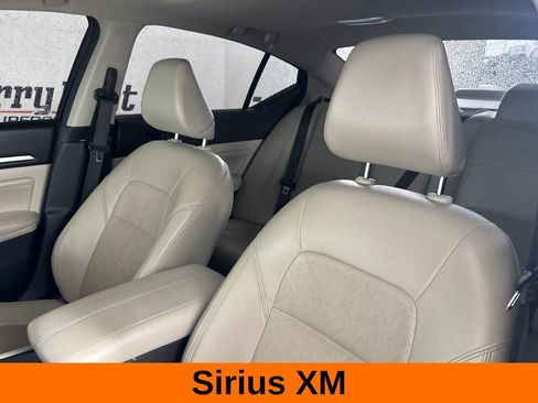Used 2023 Nissan Altima 2.5 SL AWD/4WD image 12