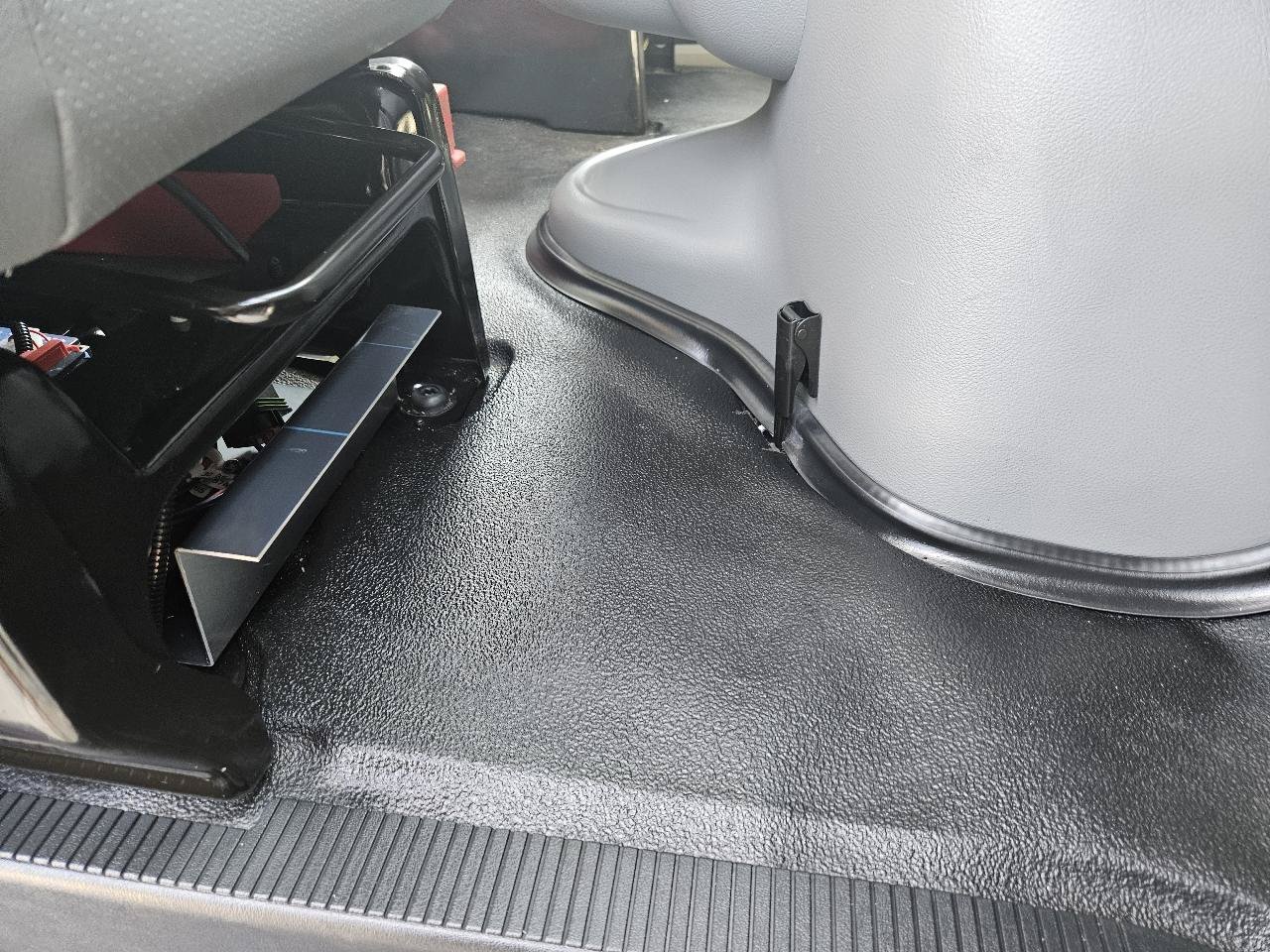 Used 2024 Ford E-350 and Econoline 350 Super Duty w/ Power Windows & Locks Group RWD image 41