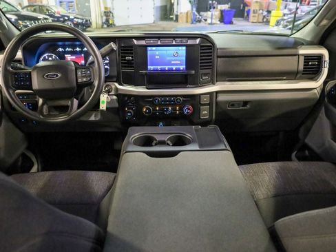 Used 2024 Ford F350 XLT w/ FX4 Off-Road Package AWD/4WD image 21