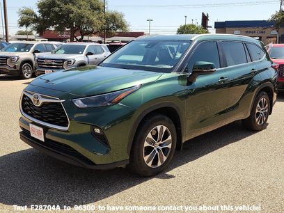 Used 2023 Toyota Highlander XLE
