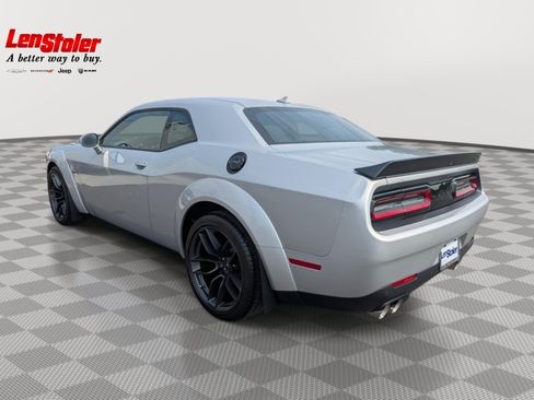 Used 2021 Dodge Challenger R/T Scat Pack RWD image 3