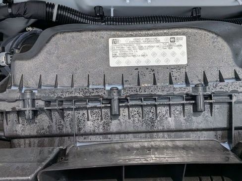 Used 2025 Chevrolet Express 3500 LT w/ LT Preferred Equipment Group RWD image 23
