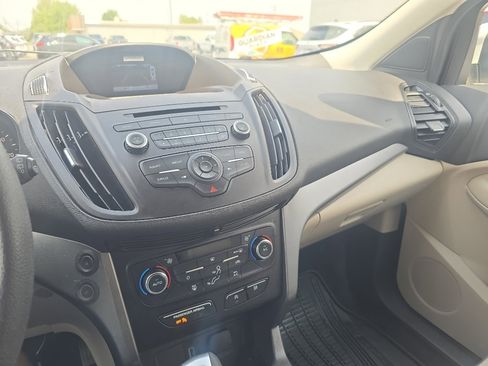 Used 2017 Ford Escape SE AWD/4WD image 24
