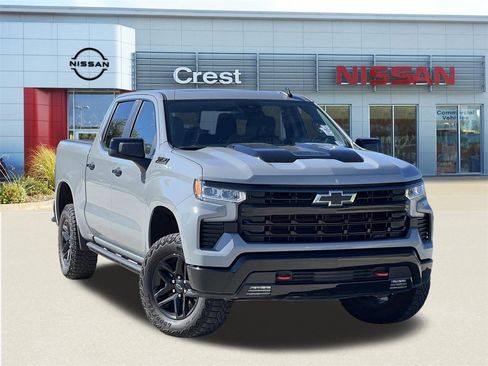 Used 2024 Chevrolet Silverado 1500 LT Trail Boss w/ Convenience Package II image 1