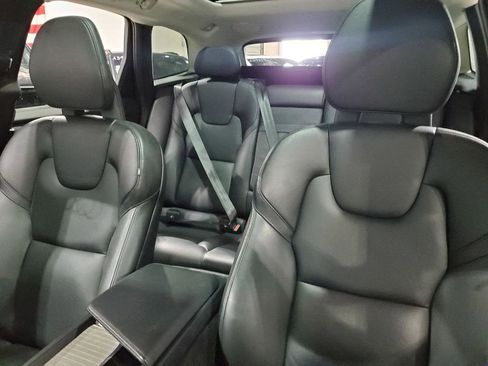 Used 2018 Volvo XC60 T8 Inscription w/ Advanced Package image 37