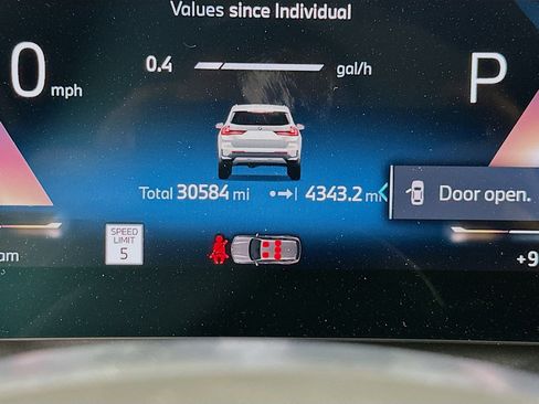 Used 2025 BMW X1 xDrive28i AWD/4WD image 19