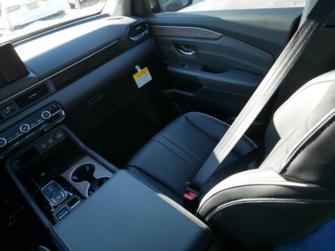 New 2026 Honda Pilot Elite image 11
