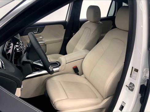 New 2026 Mercedes-Benz GLA 250 GLA 250 image 21