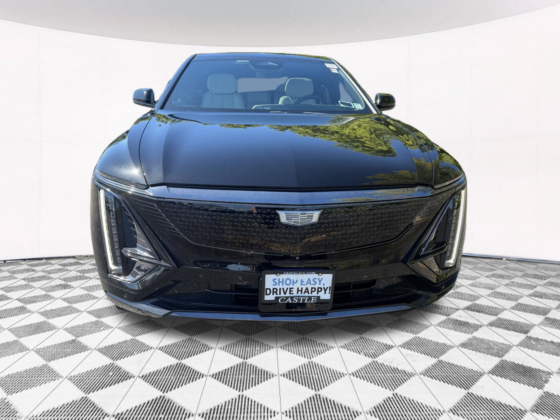 Used 2024 Cadillac Lyriq Sport AWD/4WD image 14