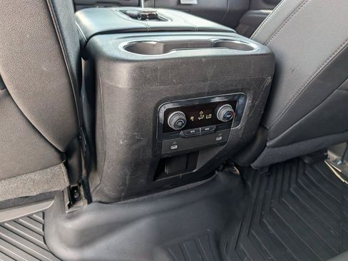 Used 2023 Chevrolet Tahoe LT RWD image 30